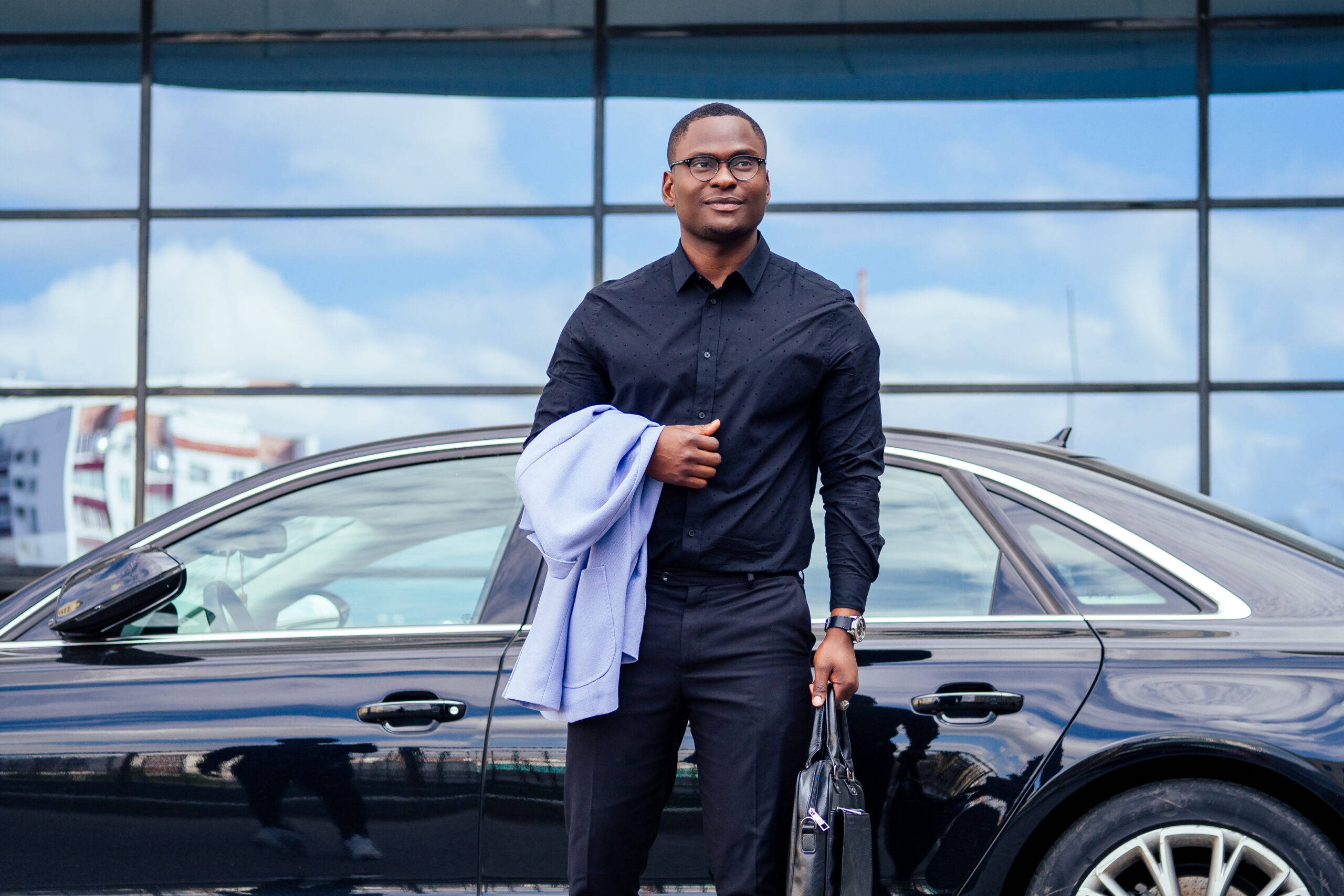 Fast & Comfortable Transfer London Heathrow – Why Chauffeurs Are Better